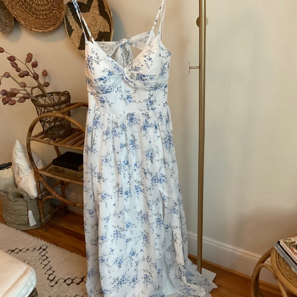 AZAZIE ZEYA Blue Cottage Floral A-Line V-Neck Pleated Chiffon Dress Size A16 NWT - Picture 8 of 15